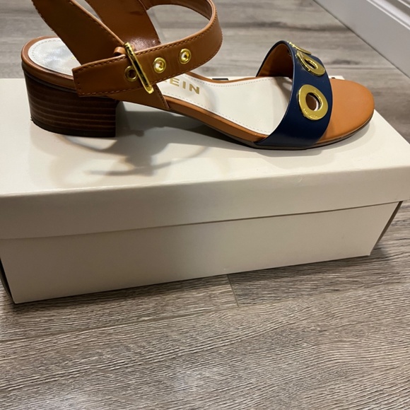 Blue/tan strap sandals - Picture 3 of 4